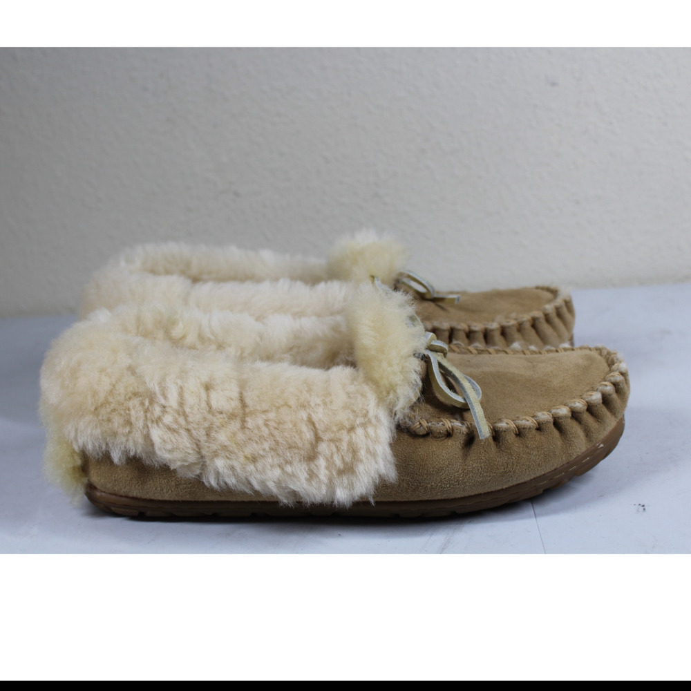 LL Bean Wicked Good Moccasins Womens 10M Slippers Shearling Sheepskin Shoes